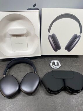 Air Pod pro max Never used